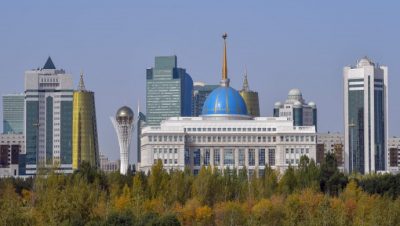 Orta Asya’nın en büyük ekonomisine sahip ve hakim ülkesi olan Kazakistan, bu yıl 20 Kasımda yeni yasalara göre erken cumhurbaşkanlığı seçimleri yapmayı planlıyor