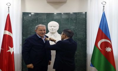 Millî Savunma Bakanı Hulusi Akar’a Azerbaycan’da Madalya Tevcih Edildi