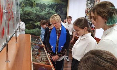В Апатитах Мурманской области «Единая Россия» провела уроки истории для школьников