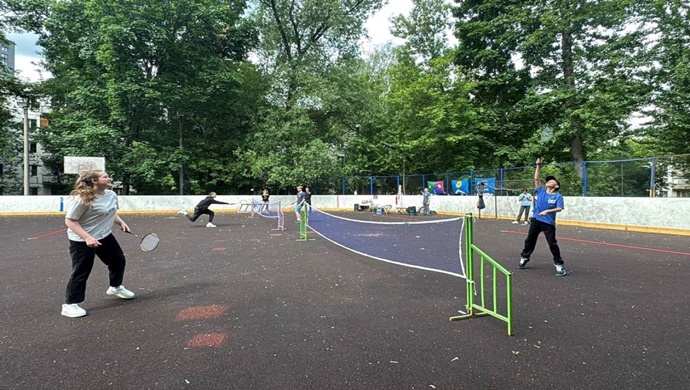 United Russia’nın desteğiyle Moskova’nın Bogorodskoye bölgesinde badminton turnuvası düzenlendi