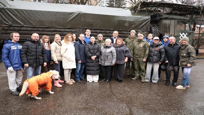 İnsansız hava araçları, tıbbi ekipman, sobalar, insansız hava aracı dedektörleri ve yılbaşı hediyeleri: Birleşik Rusya cepheye yeni yardım sevkiyatları gönderdi