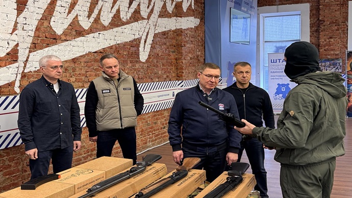 Birleşik Rusya ve Özel Askeri ve Terörle Mücadele Harekatı Gazileri Vakfı, Özel Askeri Kuvvetler savaşçılarına silah bağışında bulundu