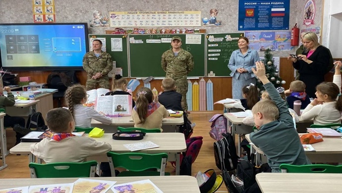 «Единая Россия» запустила в Херсонской области акцию поддержки участников СВО «Новый год для Героя»