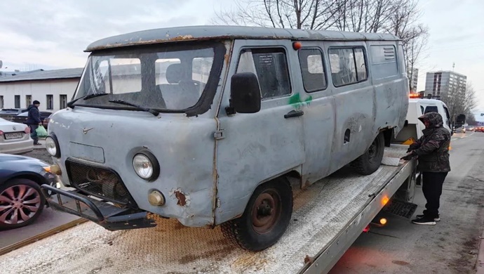 Otomobiller, motosikletler, jeneratörler: Birleşik Rusya, sınır ötesindeki bölgelerden daha fazla insani yardım gönderdi