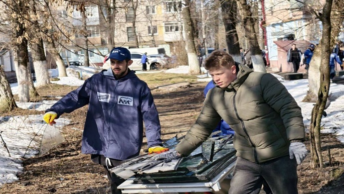 «Единая Россия» и МГЕР помогают пострадавшим в результате ракетного удара жителям Брянска